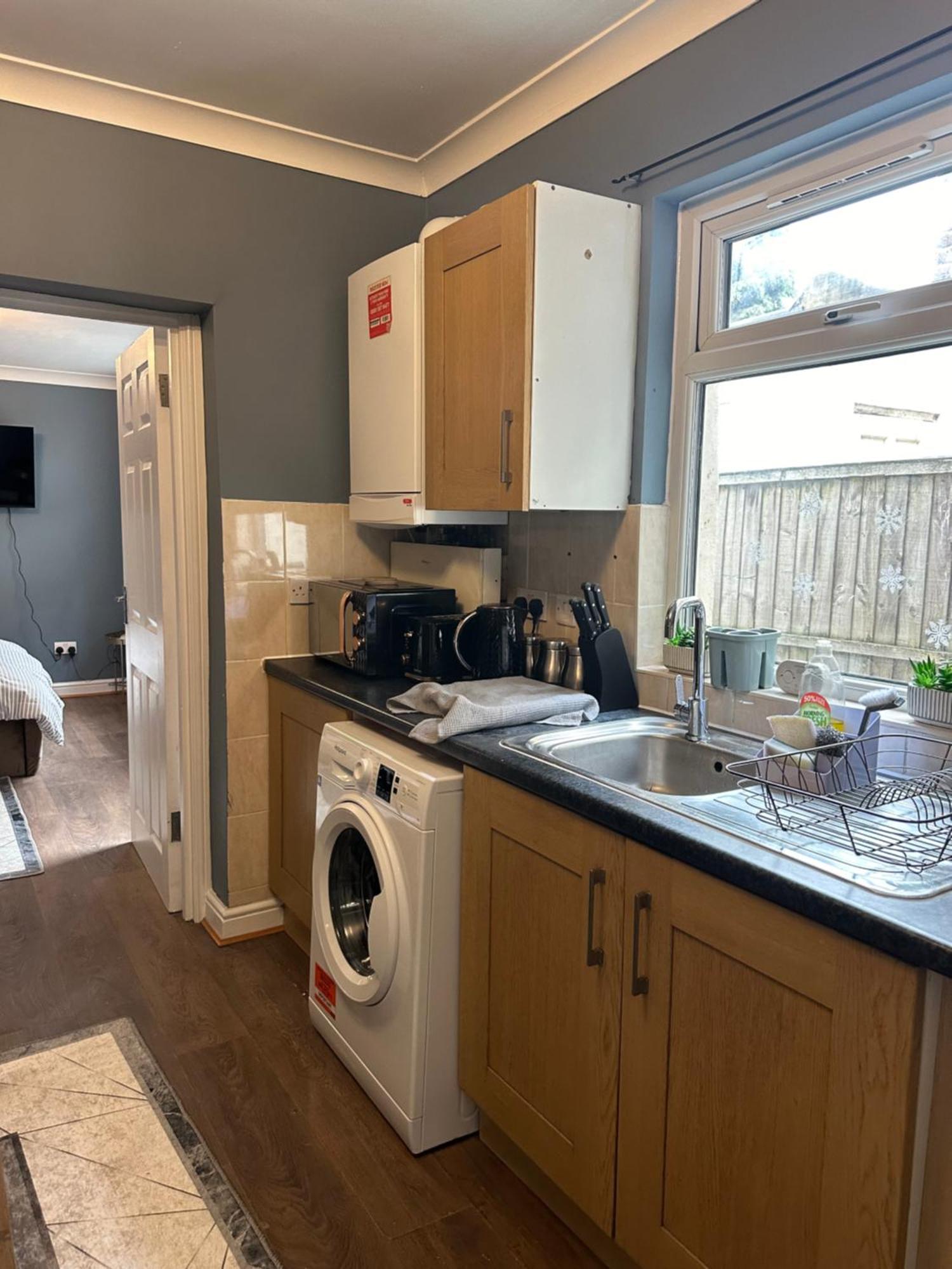 Amazing Ground Floor One Bedroom Apartment Forest Road London Exterior foto